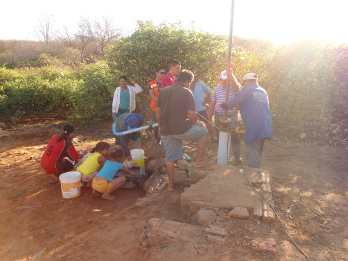 Governo do Estado, através da Secretaria Estadual da Defesa Civil, reforça o combate a estiagem com medidas estruturantes e emergenciais - Imagem 3
